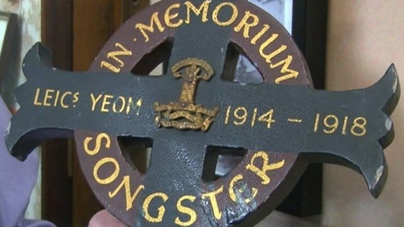 songster.original grave marker