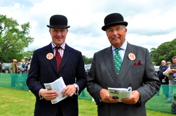 Foxhound Ring Judges Tim Coulson Lauderdale Foxhounds  Alistair Jackson Former master  Director of Hunting GB