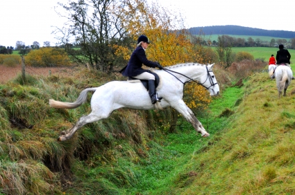 Rosemary_Rouse_on_Elizabeth_Garraghys_hunter