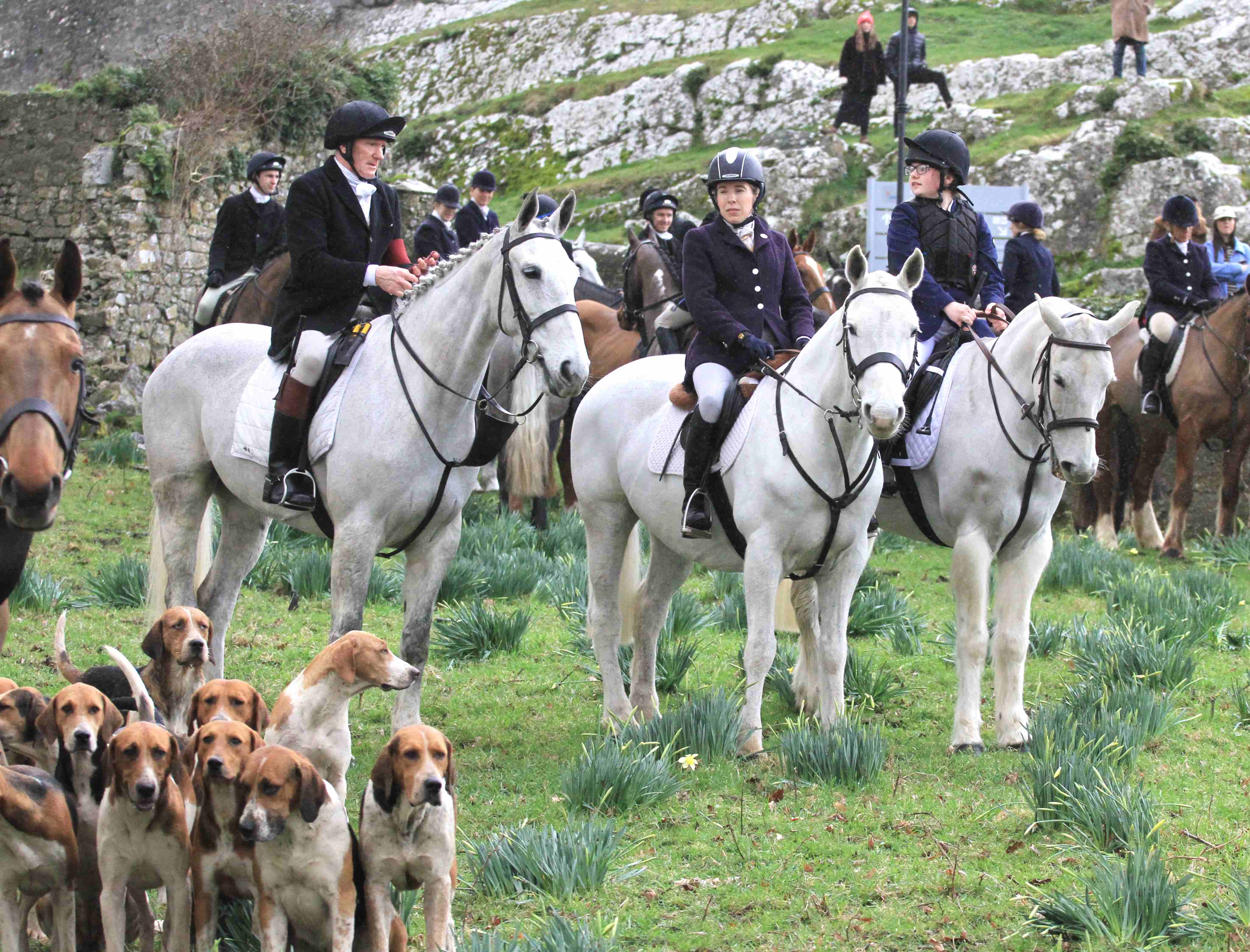 Tipps Aidan Fogarty Field master Roseanne De Vere Hunt Secretary and Chleo Tobin on their lovely greys Photo by Catherine Power